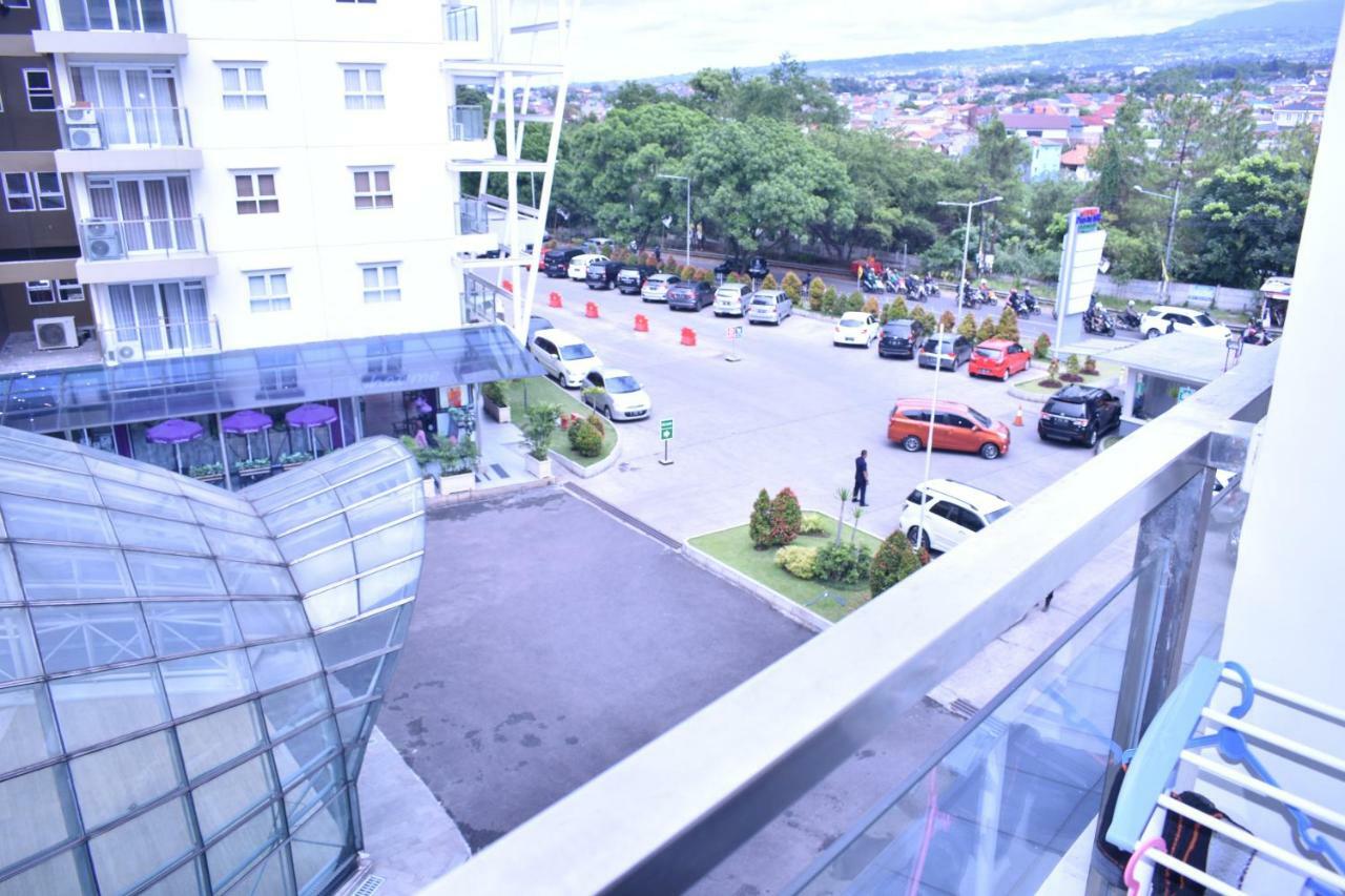 バンドゥンGateway Pasteur 2Br Tower Depan Ruby 7 Cアパートメント エクステリア 写真