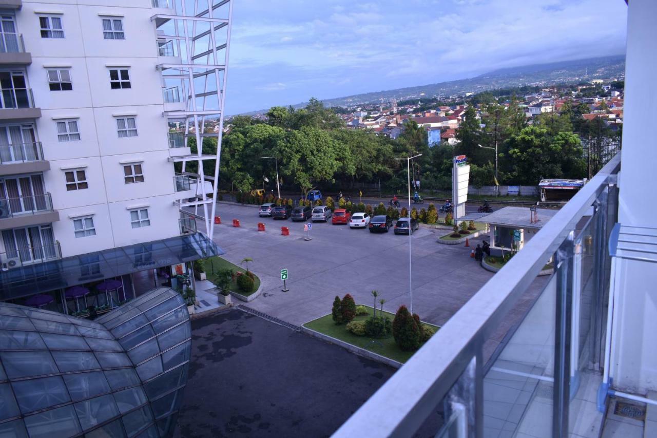 バンドゥンGateway Pasteur 2Br Tower Depan Ruby 7 Cアパートメント エクステリア 写真
